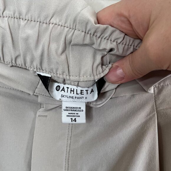 Athleta Skyline Pant II Ivory Belted Athleisure Travel Trousers Size 14 - Picture 10 of 14